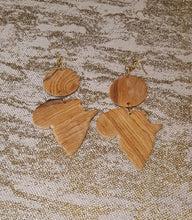 Load image into Gallery viewer, Kenyan African Wood Earrings