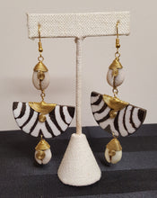 Load image into Gallery viewer, Kenyan Bone 'Batik Honey' & Cowry Earrings