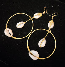 Load image into Gallery viewer, Kenyan Triple Cowry Hoop Earrings