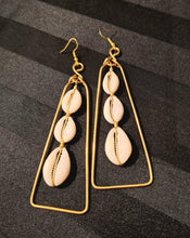 Load image into Gallery viewer, Golden Brass Wire &amp; Cowry Shell Earrings