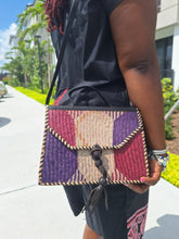 Load image into Gallery viewer, Handwoven Raffia Box Handbag