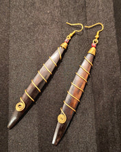 Load image into Gallery viewer, Kenyan Bone &amp; Brass 'Batik Honey' Earrings