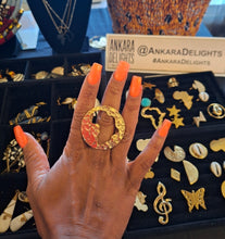 Load image into Gallery viewer, Adjustable Golden Brass 'Africa Map' Ring - Round