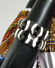Load image into Gallery viewer, Batik Bone Elastic Bracelet
