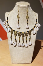 Load image into Gallery viewer, Kianga Bead &amp; Brass Cowry Shell Choker Set