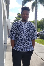 Load image into Gallery viewer, Men&#39;s Batik Dashiki Top - Black