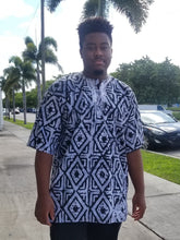 Load image into Gallery viewer, Men&#39;s Batik Dashiki Top - Black