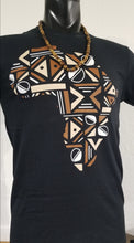 Load image into Gallery viewer, Unisex &#39;Mudcloth Africa&#39; T-Shirt