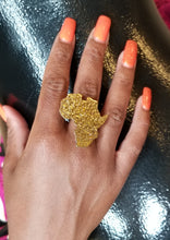 Load image into Gallery viewer, Adjustable Golden Brass &#39;Hammered Africa&#39; Ring