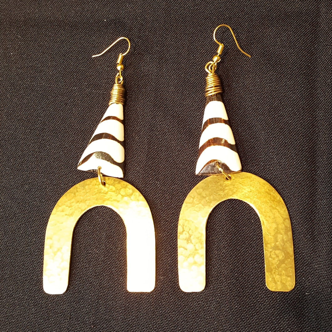 XL Golden Brass 'Lucky Horseshoe' Earrings