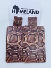 Load image into Gallery viewer, Homeland Snake Earrings