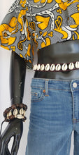 Load image into Gallery viewer, Unisex Cameroonian Wood &amp; Cowry Bead Bracelets
