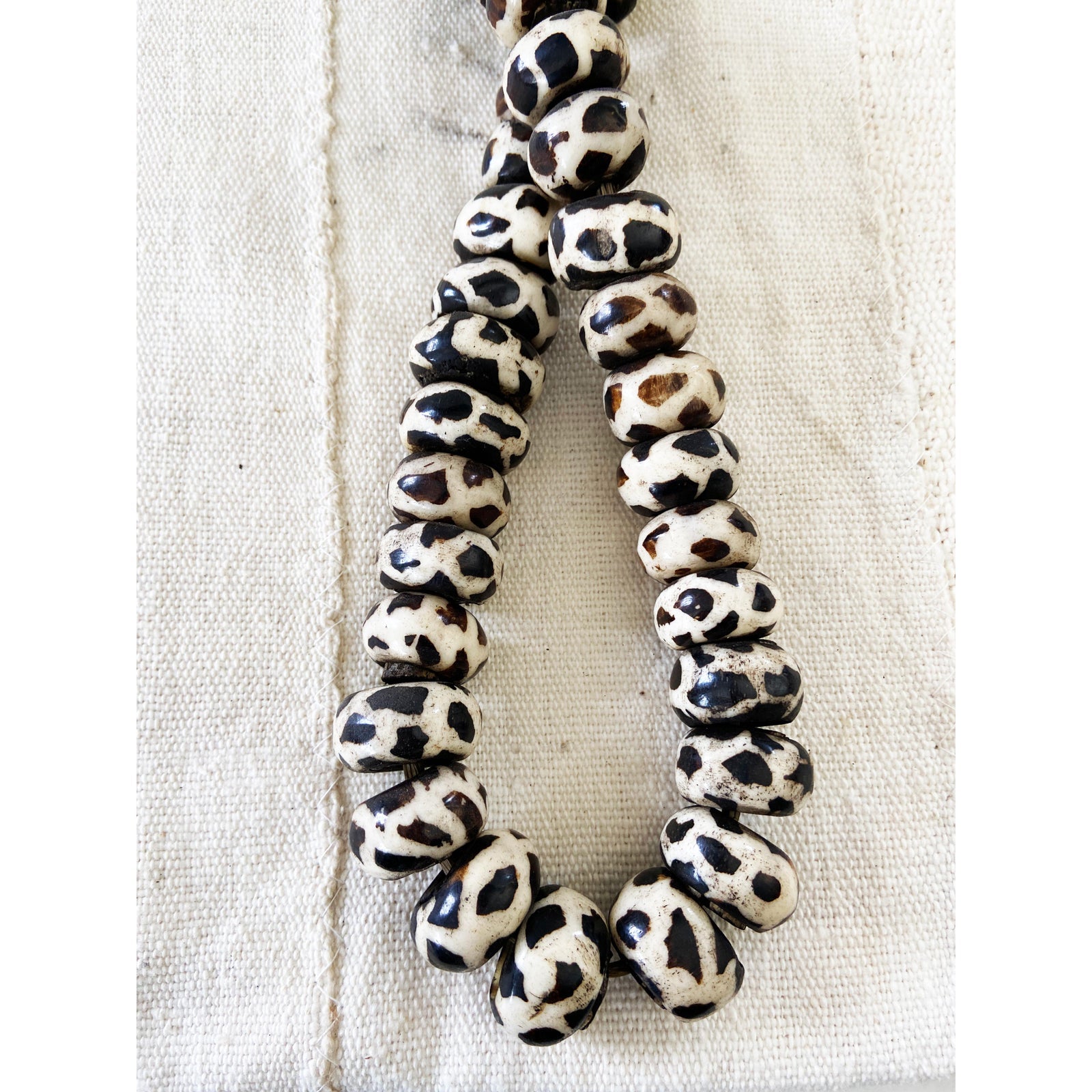 Ebony / Cow Bone Beads From Kenya – Beads of Paradise