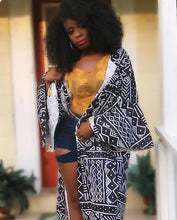 Load image into Gallery viewer, Reversible African Print Kimono Jacket