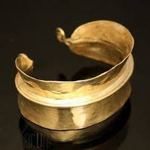 Load image into Gallery viewer, Fulani Gold Cuff Bracelet
