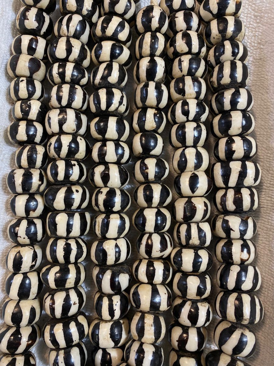 Ebony / Cow Bone Beads From Kenya – Beads of Paradise